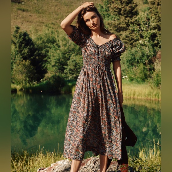 ✨SOLD✨ 🖤 - Picture 2 of 3